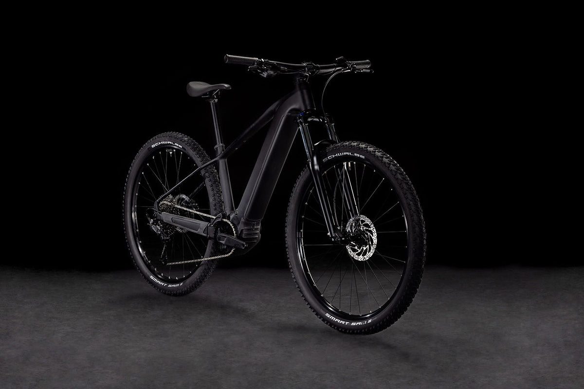 Cube Reaction Hybrid ONE 600 blackline